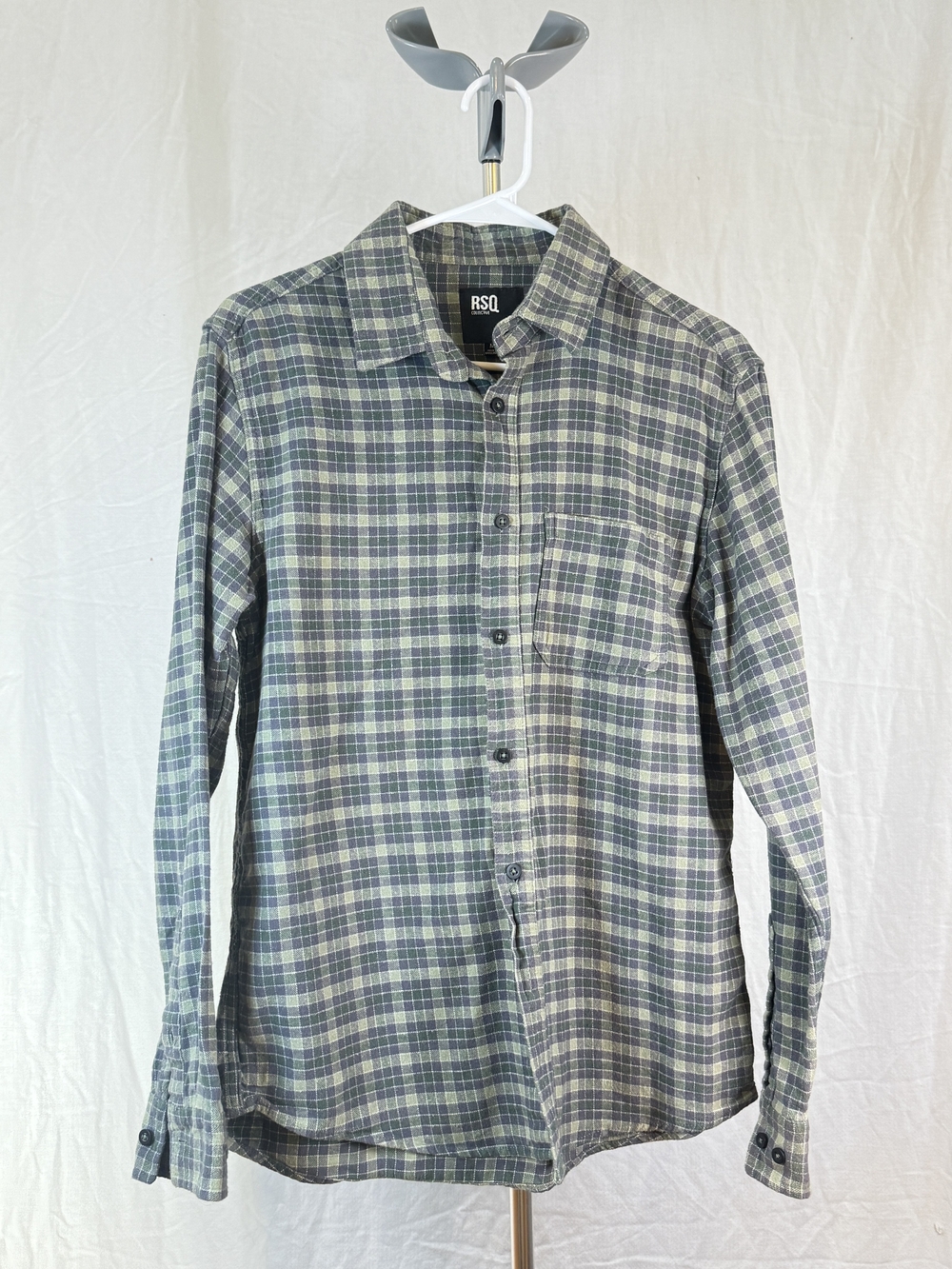 RSQ Collective Men's Green and Gray Plaid Button-Down Shirt sz Medium